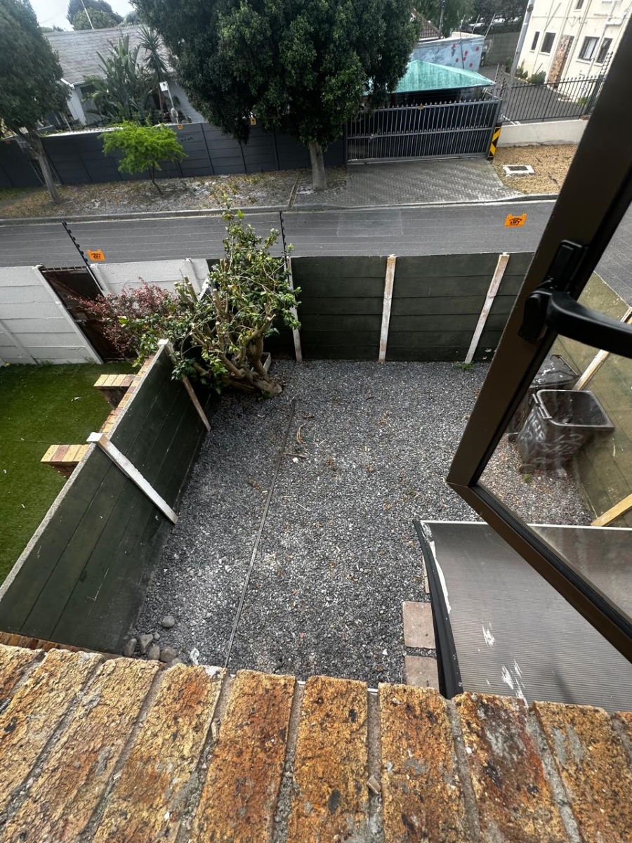To Let 3 Bedroom Property for Rent in Southfield Western Cape